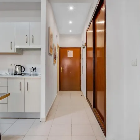 Castellano De Steram Flats * Τορρεμολίνος