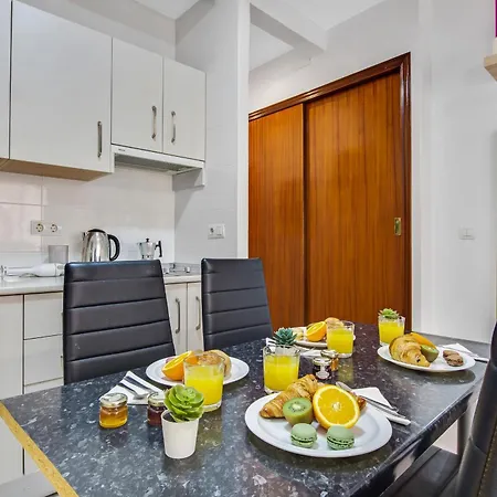 Castellano De Steram Flats Apartment *
